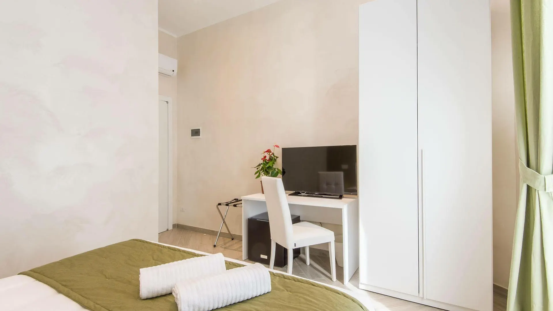 فندق Penta Luxury House روما 2*,